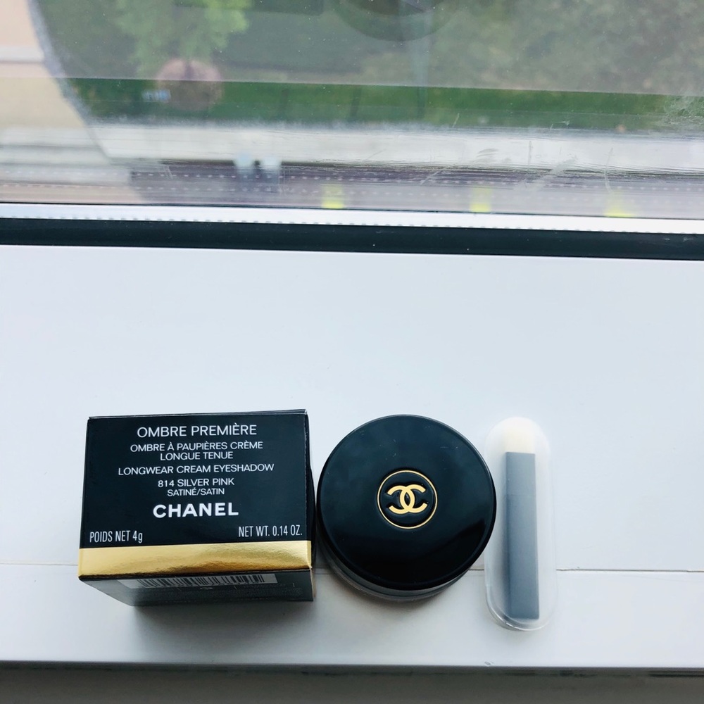 CHANEL longwear cream eye shadow